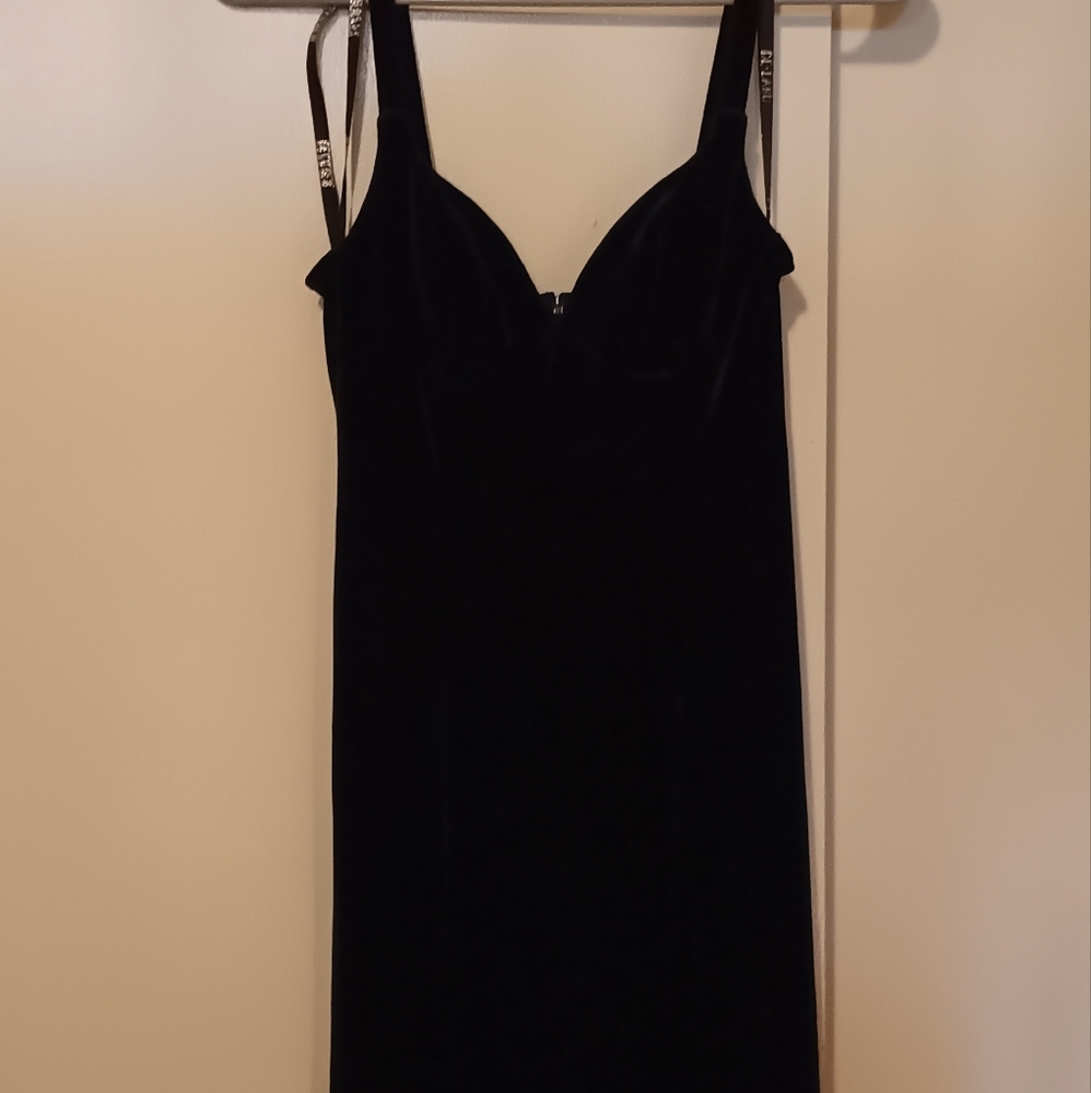 Elegant Black Velvet Dress